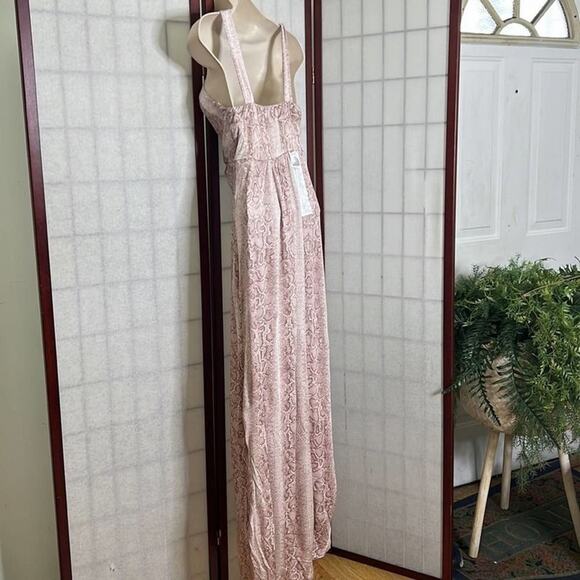 BCBGMAXARAZIA CROSS FRONT MAXI DRESS SIZE XS - Picture 5 of 9